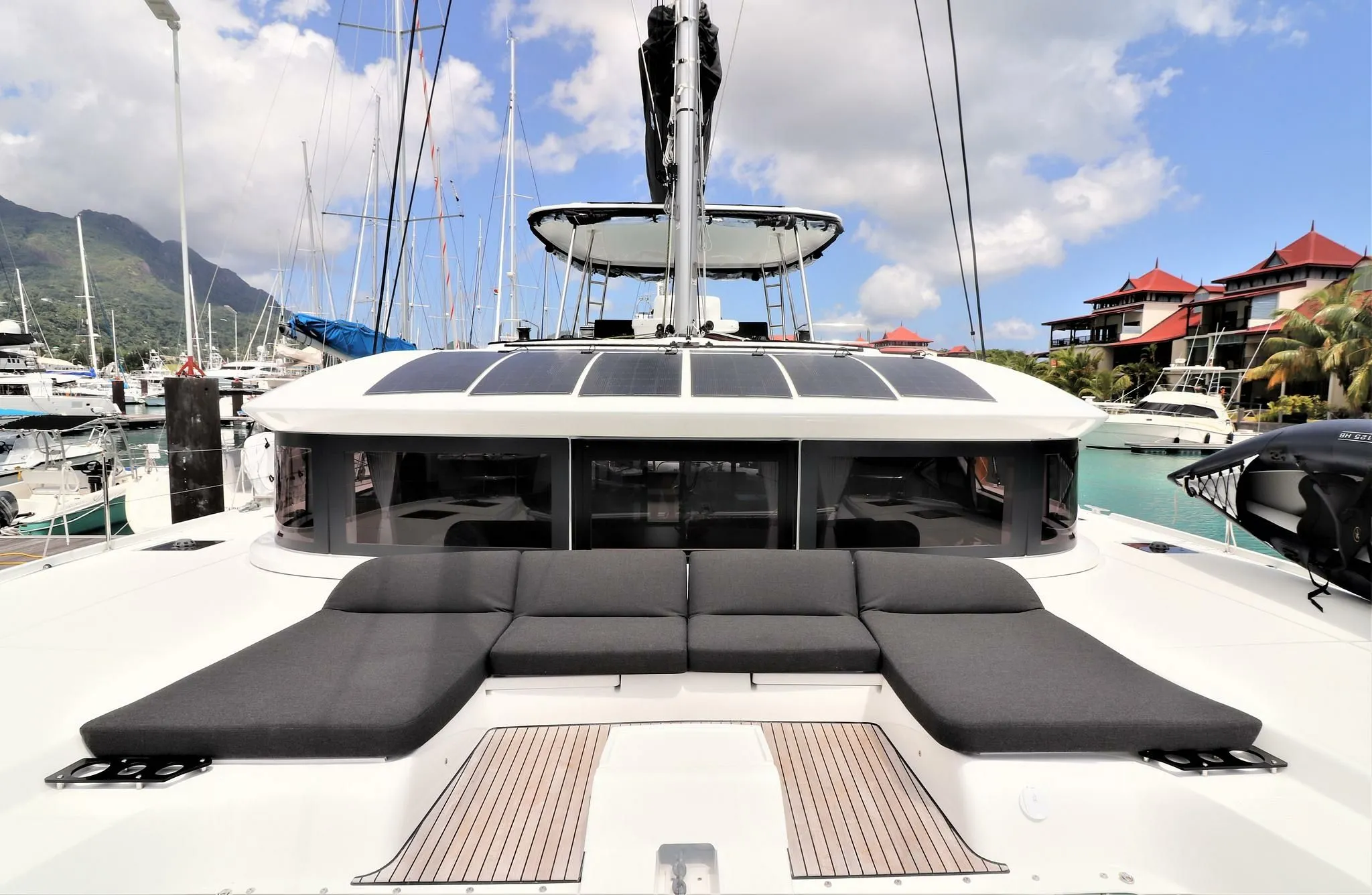 Charter a 14.75m Catamaran in Eden Island