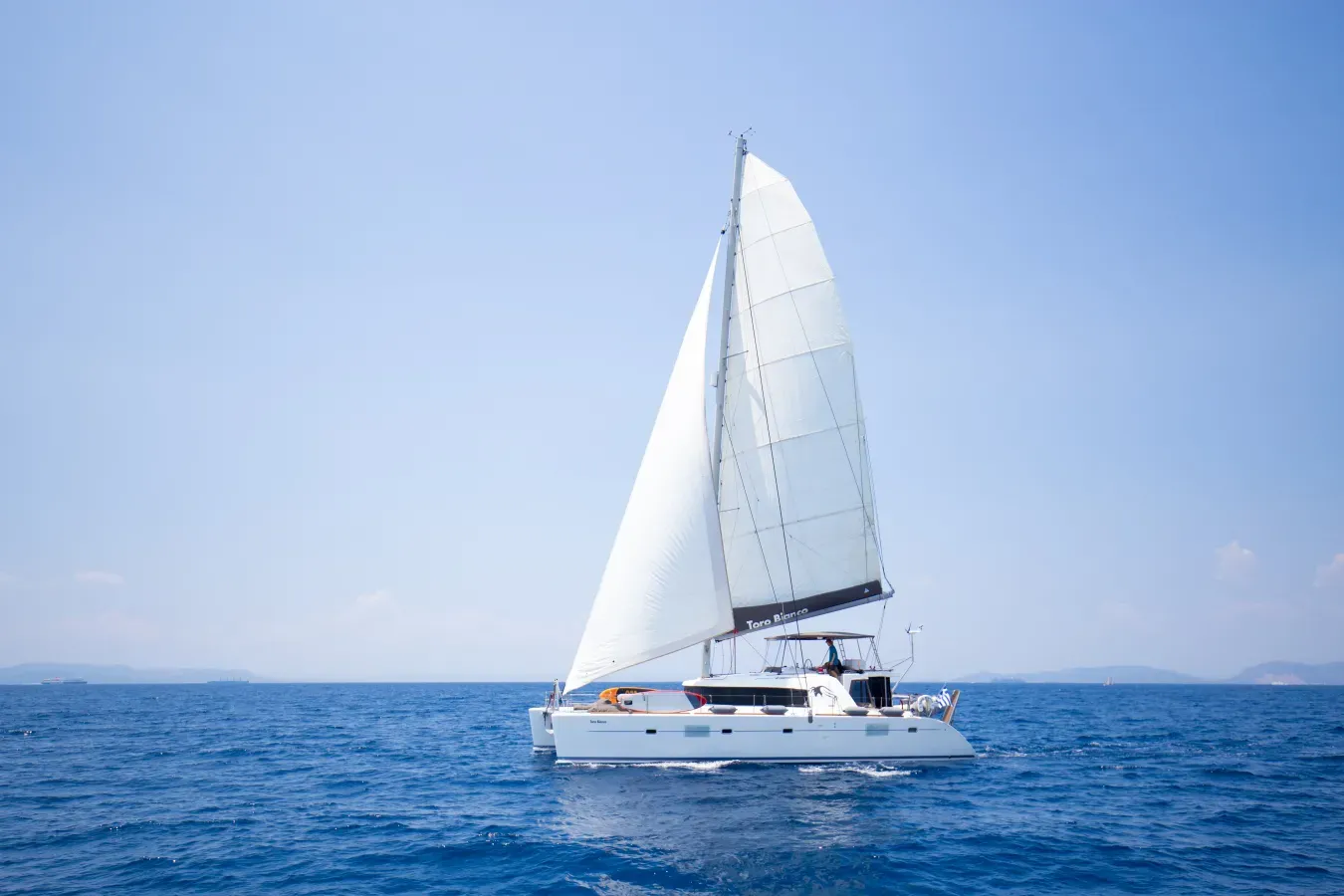 Rent a 15.51m 4 Cabin Catamaran in Mykonos City
