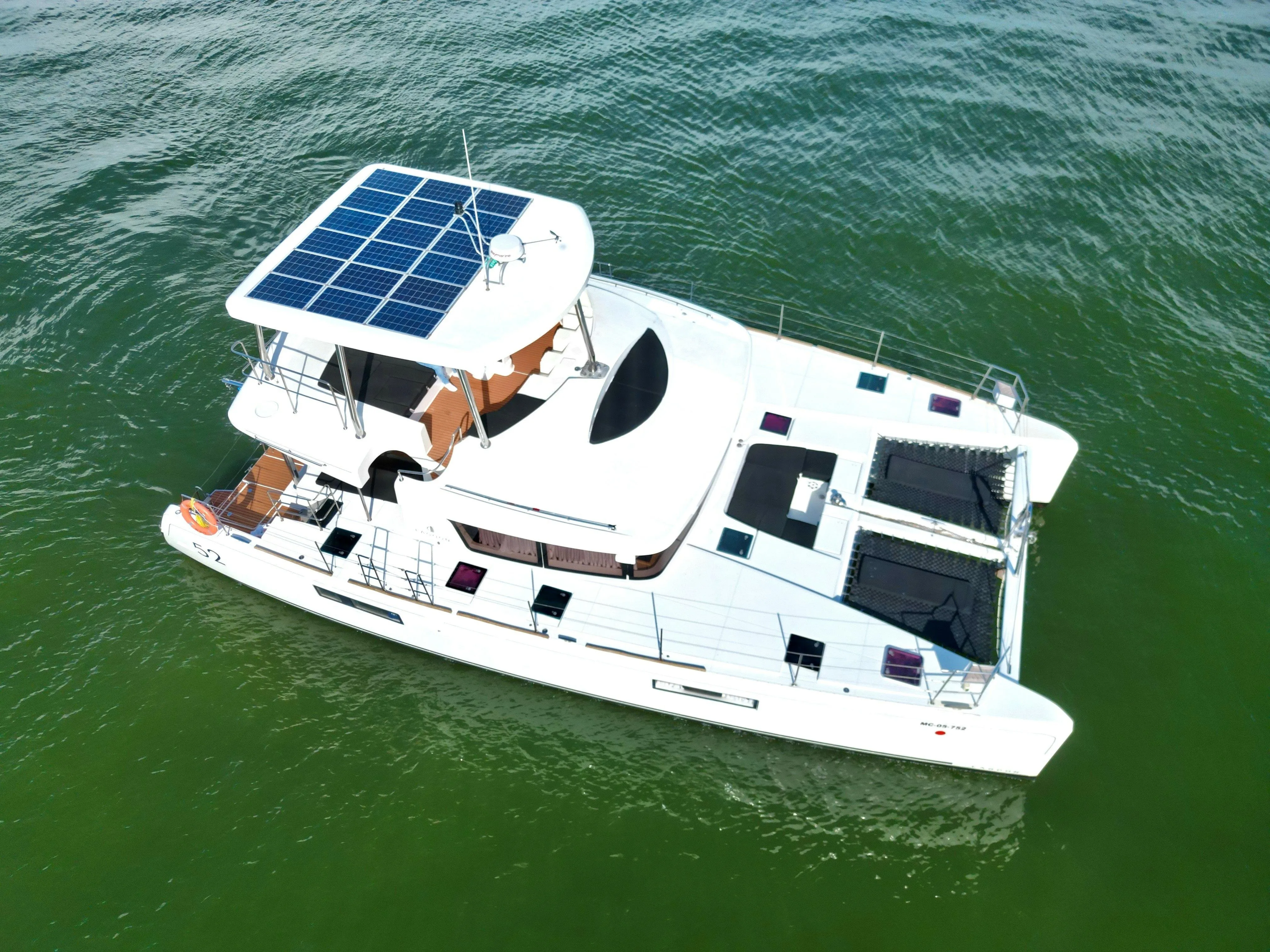 Rent a 15.85m 5 Cabin Power Catamaran in Cartagena de Indias