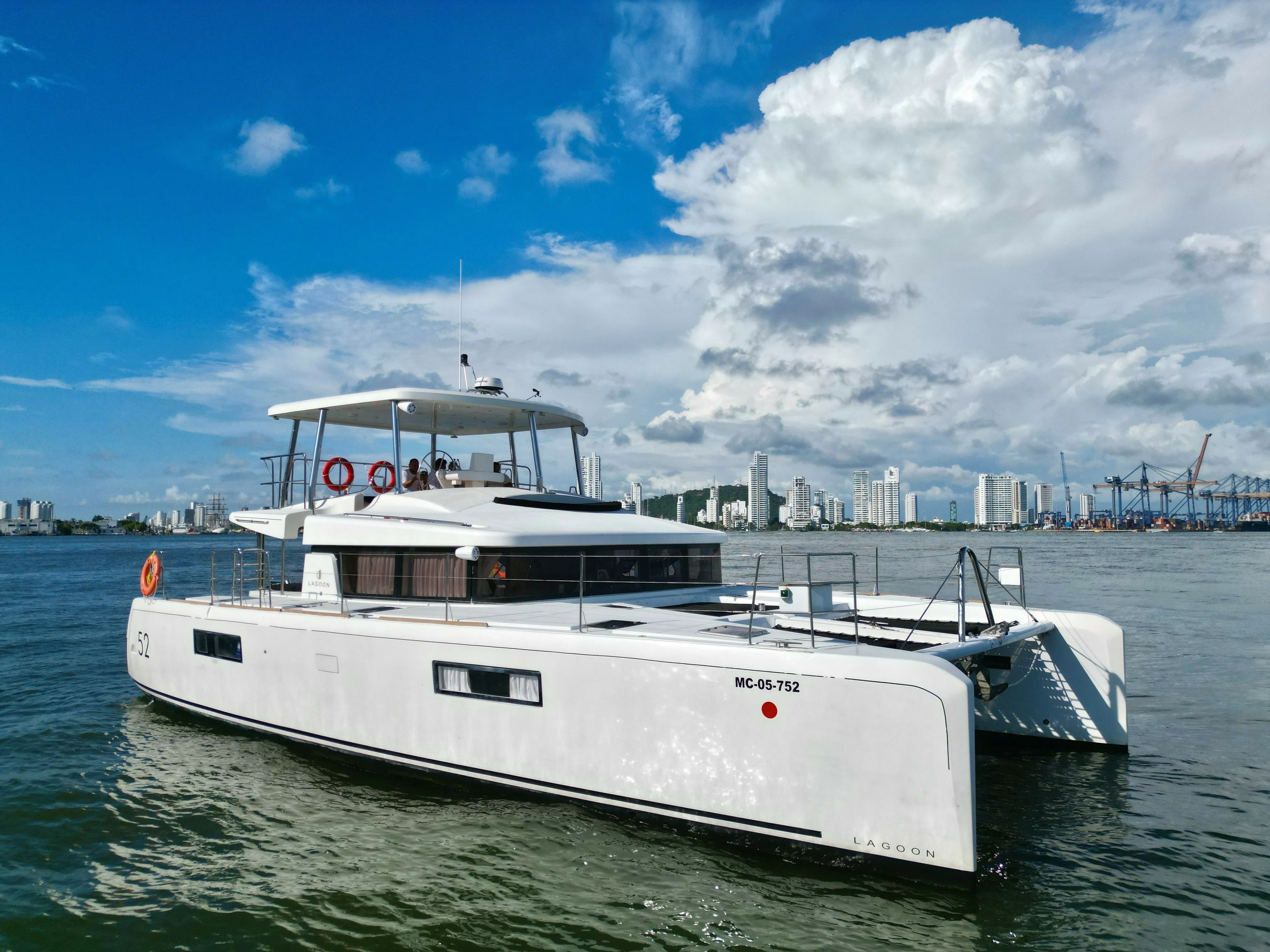 Rent a 15.85m 5 Cabin Power Catamaran in Cartagena de Indias
