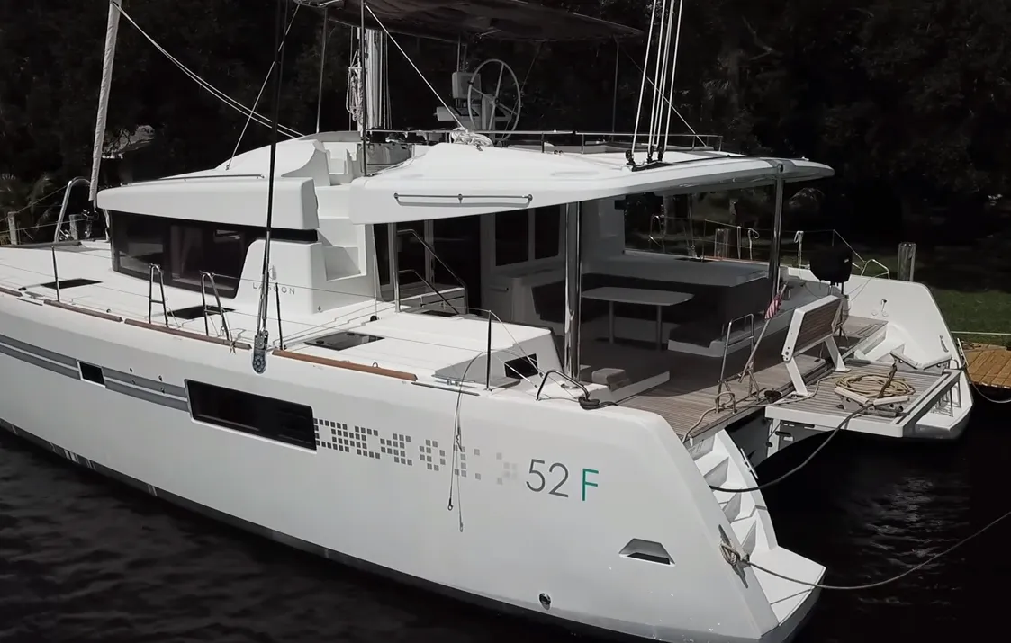 Nauti by Nature  2 Charterboot - 5