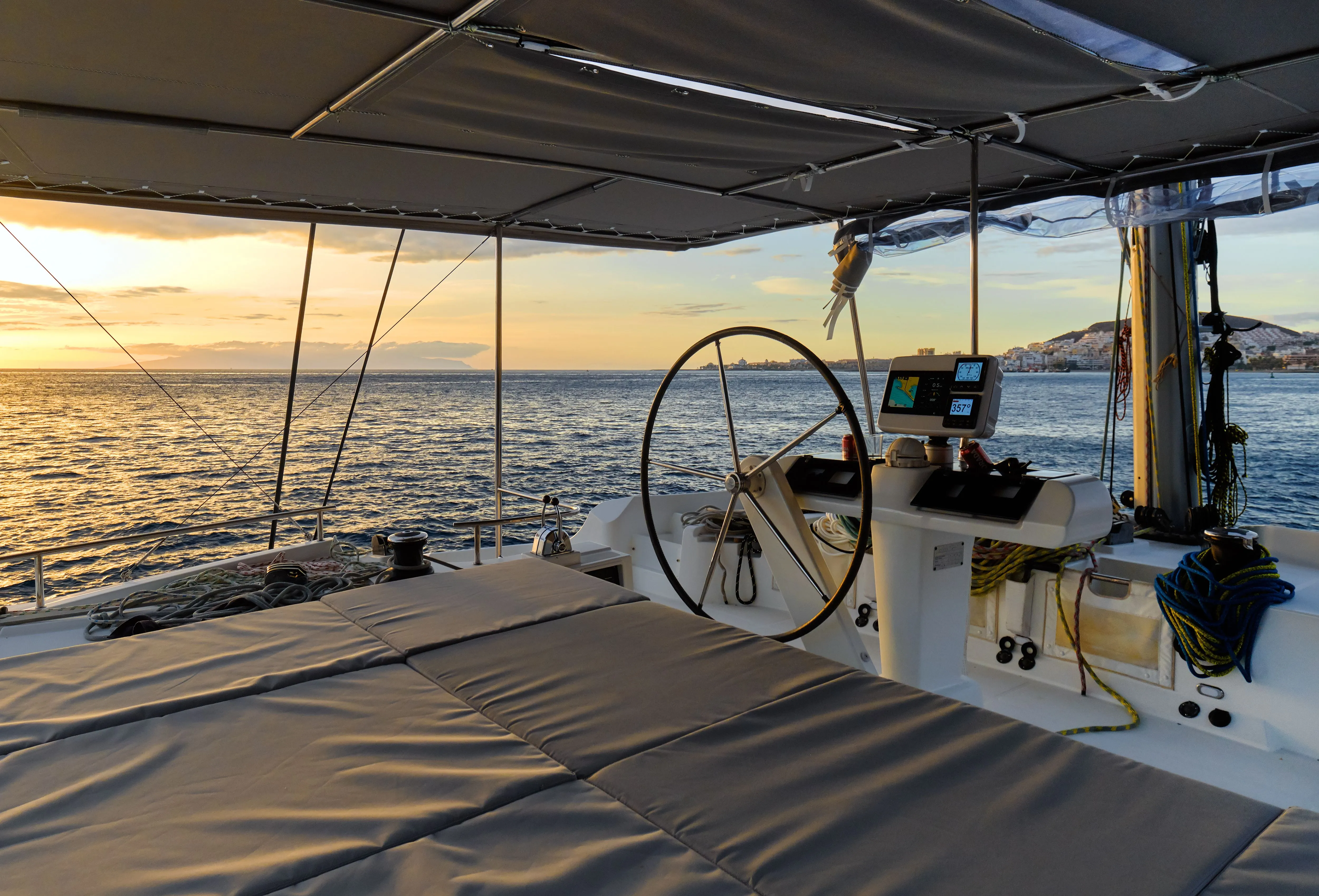 Neptuno Charter Boat