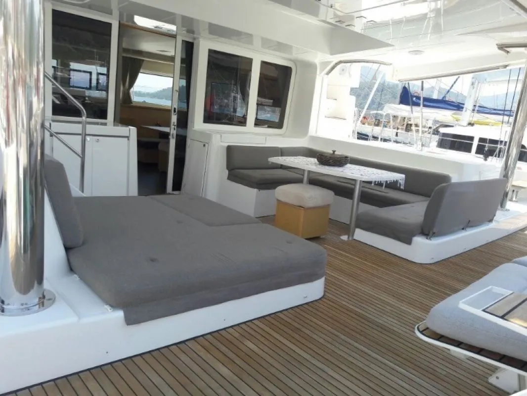 Seza Charter Boat