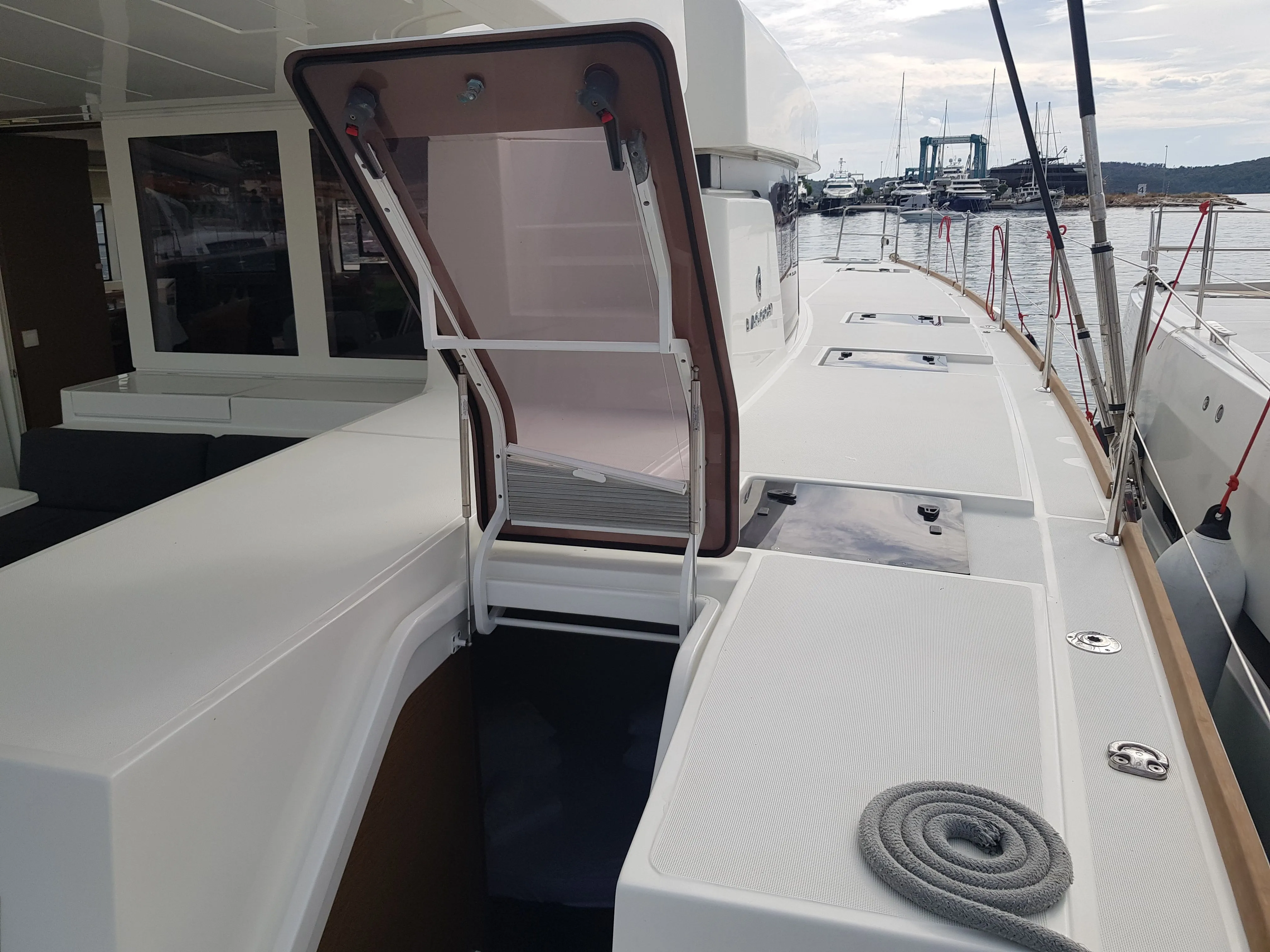 Velar Charter Boat - 5