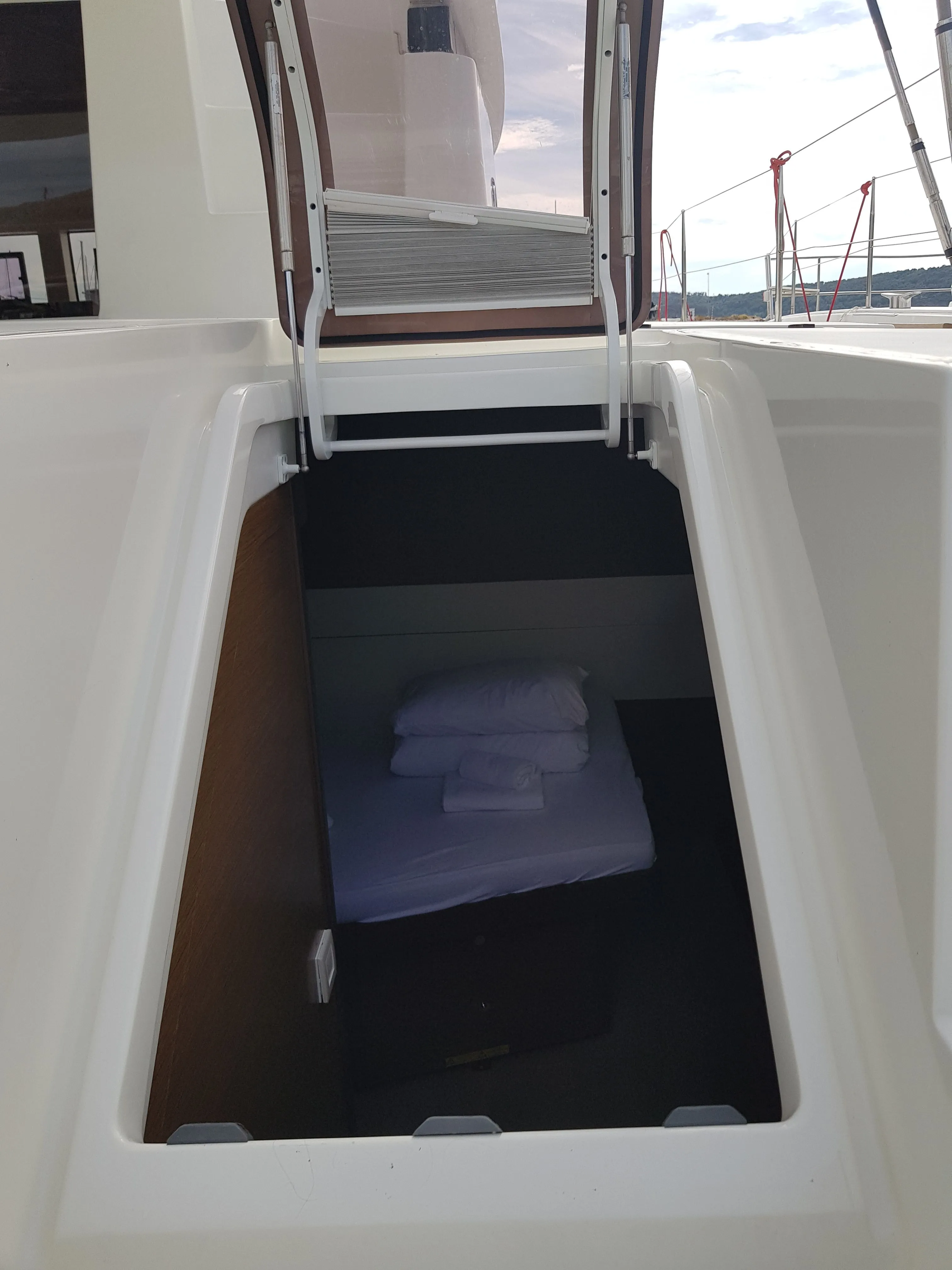 Velar Charter Boat - 4
