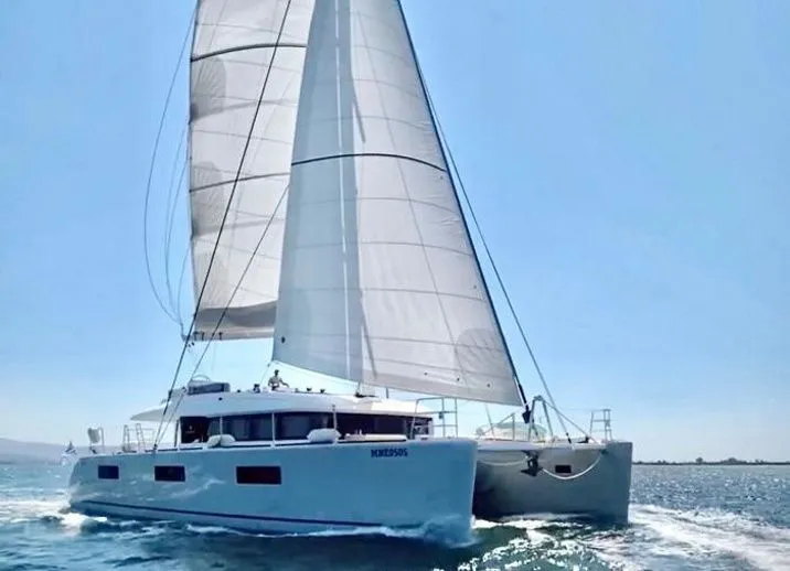 18.9m Sami Lagoon 620 Catamaran Hire