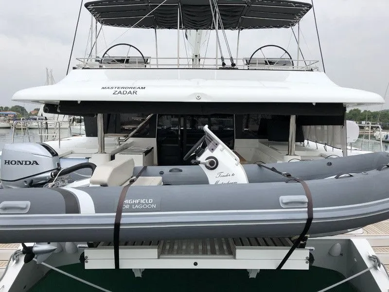 Explore Split on a 18.9m 5 Cabin Catamaran Rental