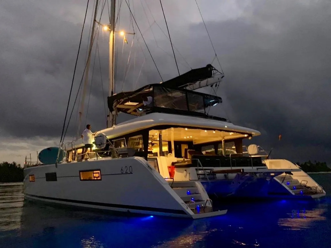 Reverie Infinie Charterboot - 5