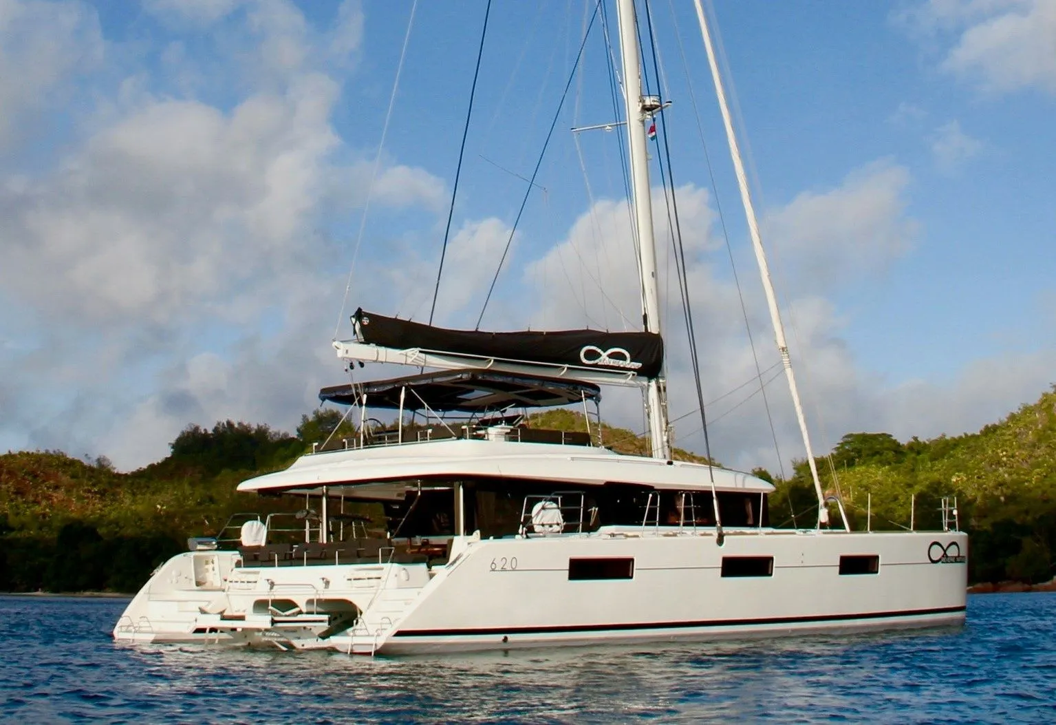 Reverie Infinie Charterboot - 3