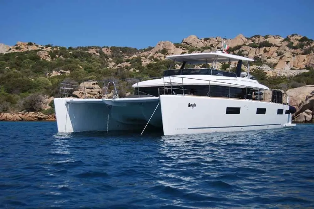Agir Charter Boat