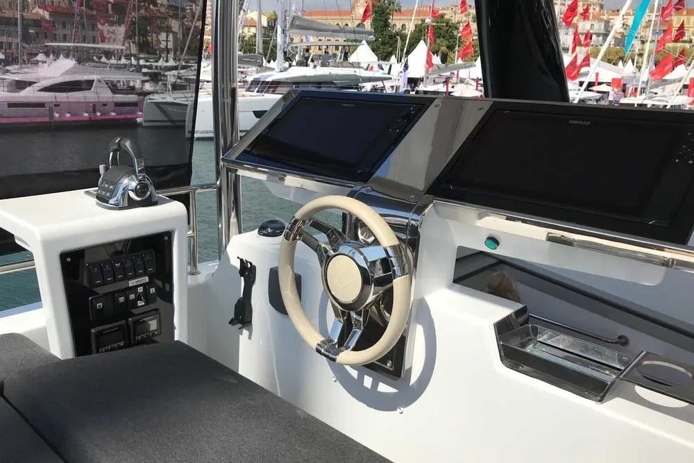 Agir Charter Boat