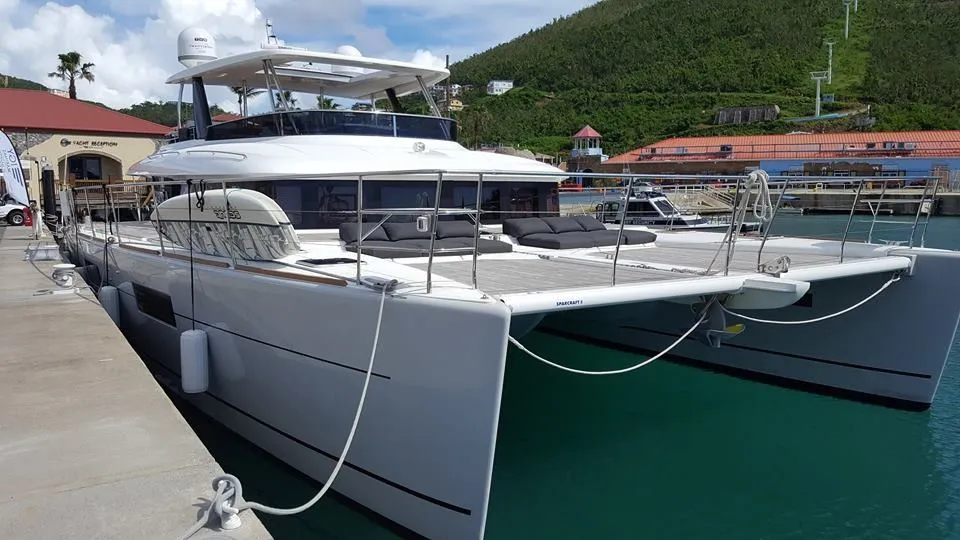 Ultra Charterboot - 5