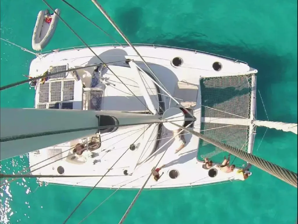 Filavia 2 Charter Boat