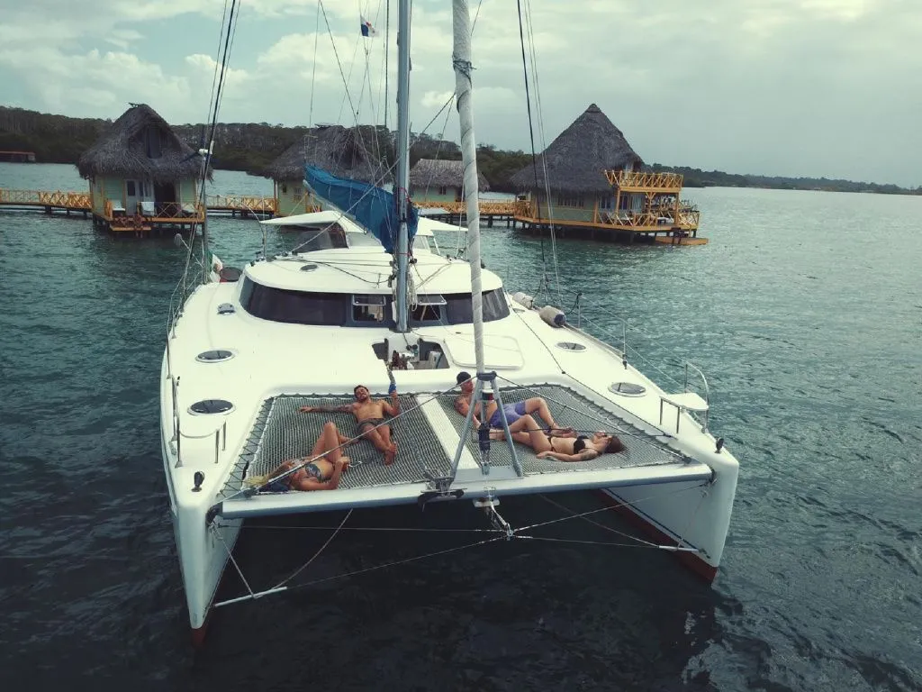 Explore Santa Marta on a 13.1m Lagoon Power 43 Catamaran Rental