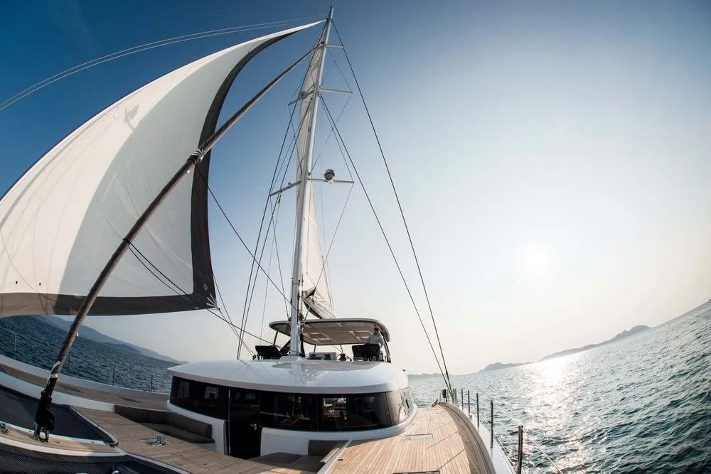 Rent a 23.28m Lagoon Seventy 7 in Papeete