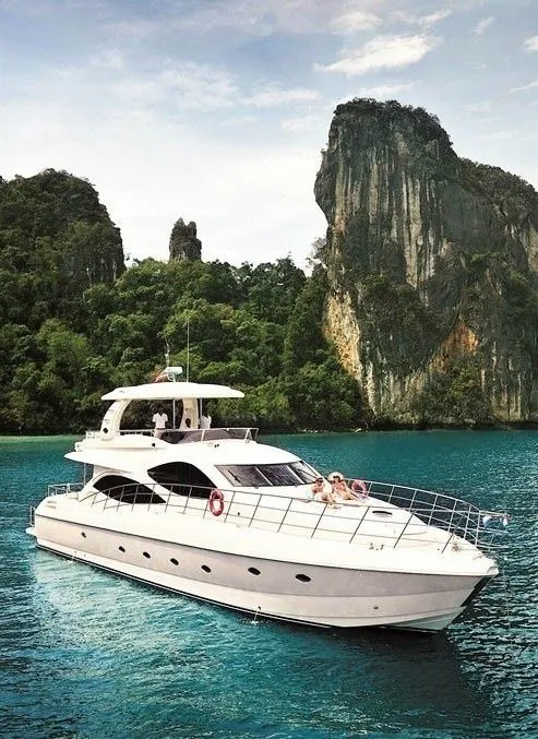 Lady Kathryn Charterboot - 4