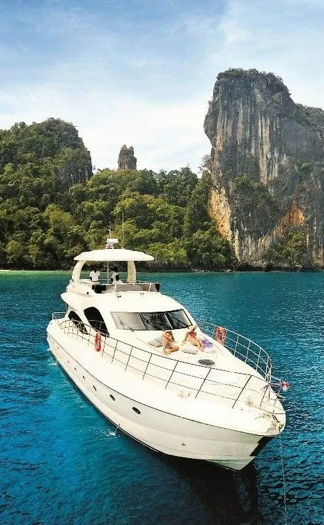 Lady Kathryn Charterboot - 5