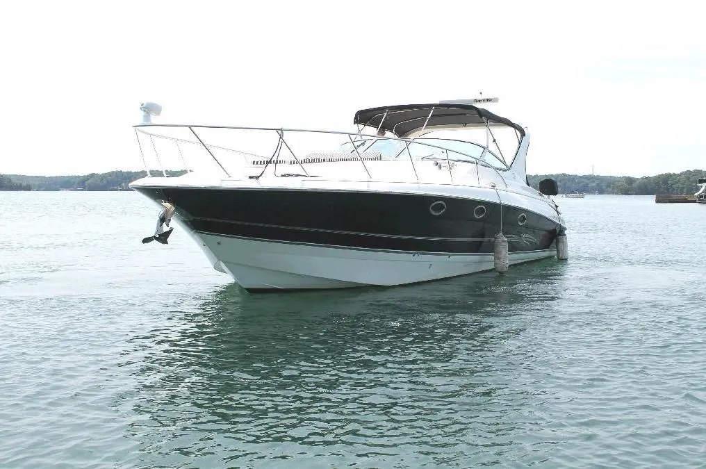 Explore Anapa on a 11.3m Rental Larson 288