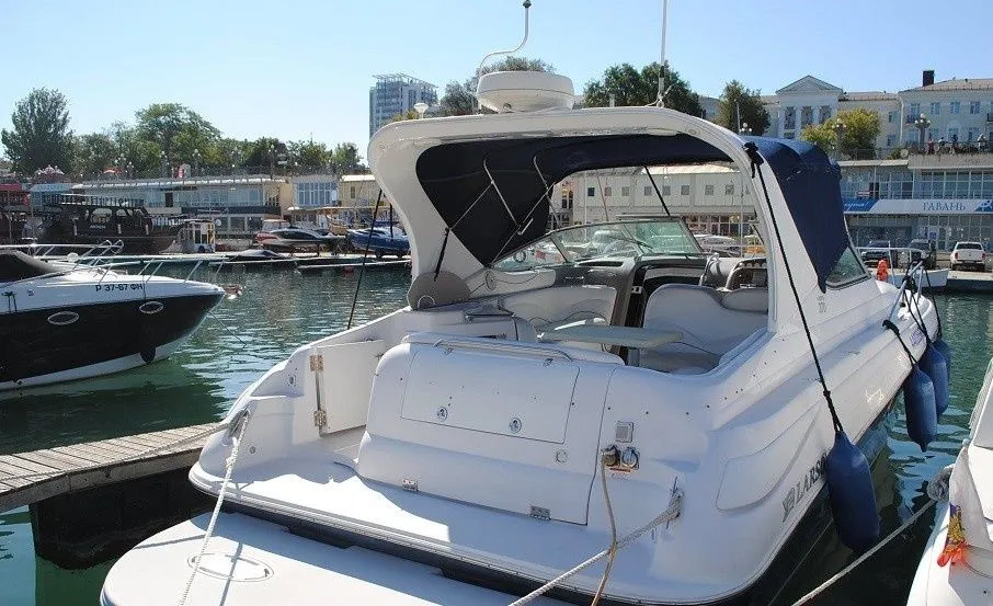 Explore Anapa on a 11.3m Rental Larson 288
