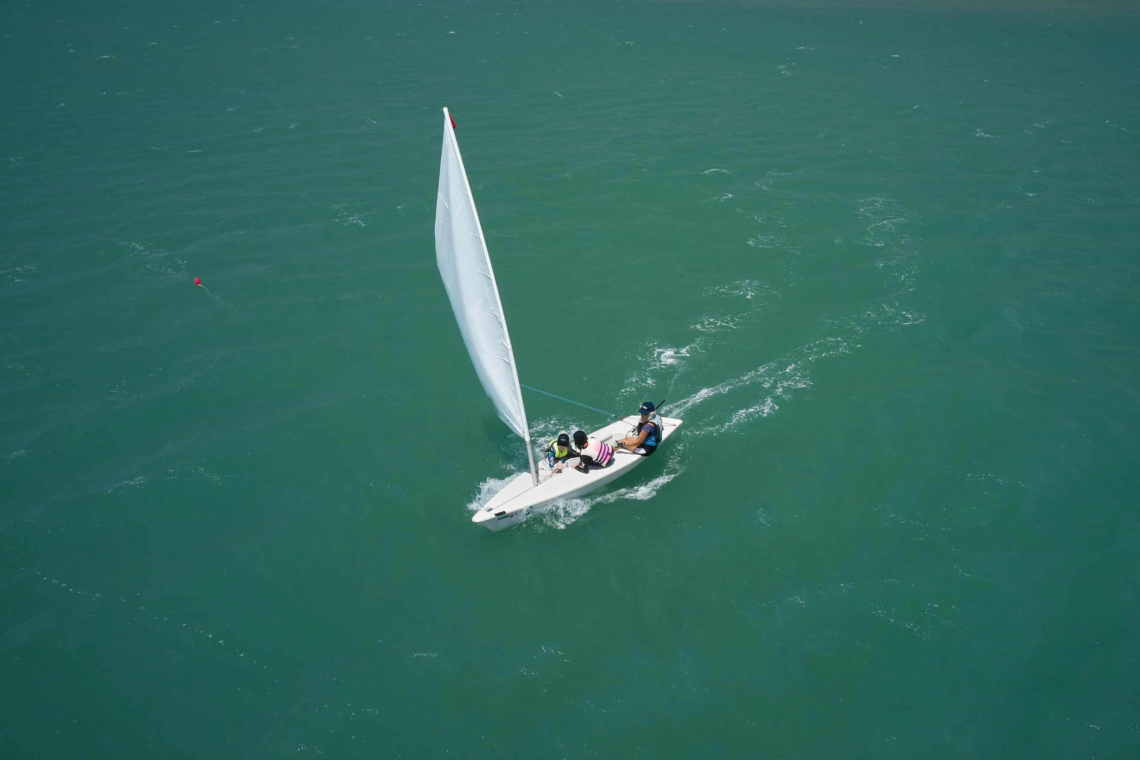4.23м аренда Laser Radial парусная яхта в Фантхьет
