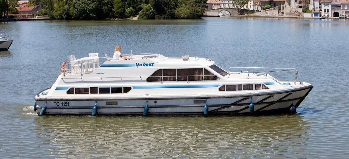 12.8m Fürstenberg-Havel 4 Cabin Motor Yacht Hire