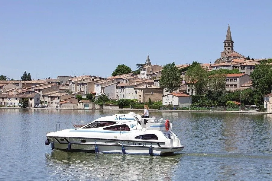10.33m Wolfsbruch 2 Cabin House Boat Hire