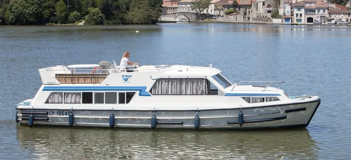 BF Cassafieres 2 Charter Boat