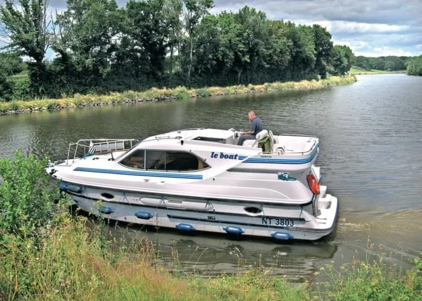 BF Cassafieres 1 Charter Boat