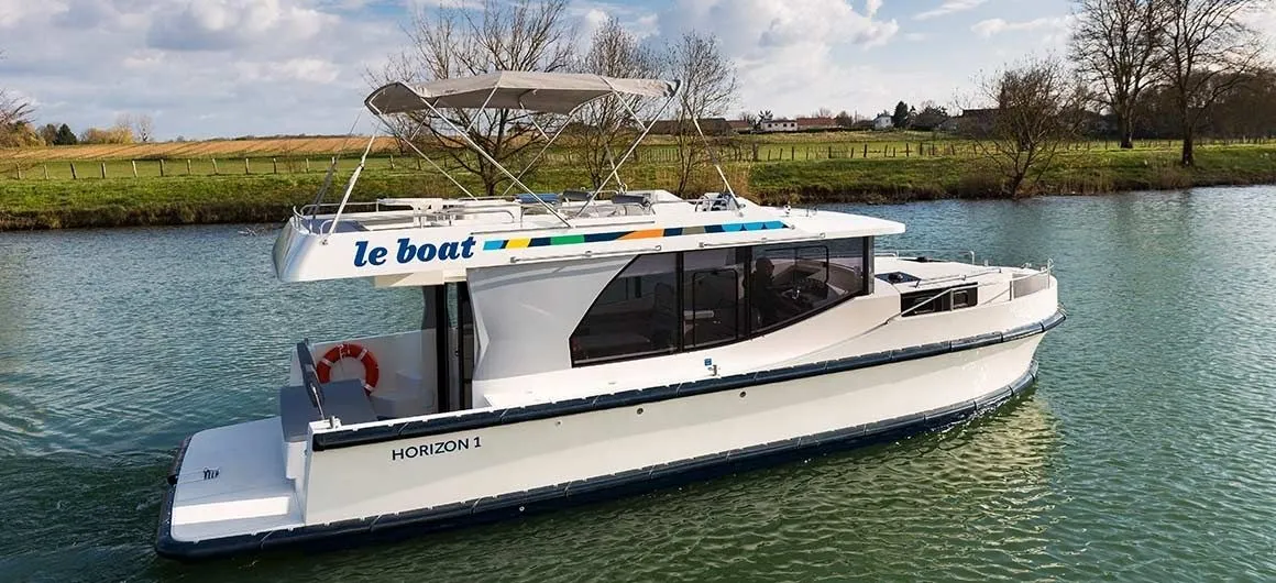 Rent a 11.5m House Boat in Portiragnes