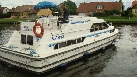 Charter a 12.8m 3 Cabin House Boat in St. Jean-de-Losne