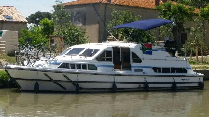 CF Wolfsbruch 4 Kiralık Teknesi