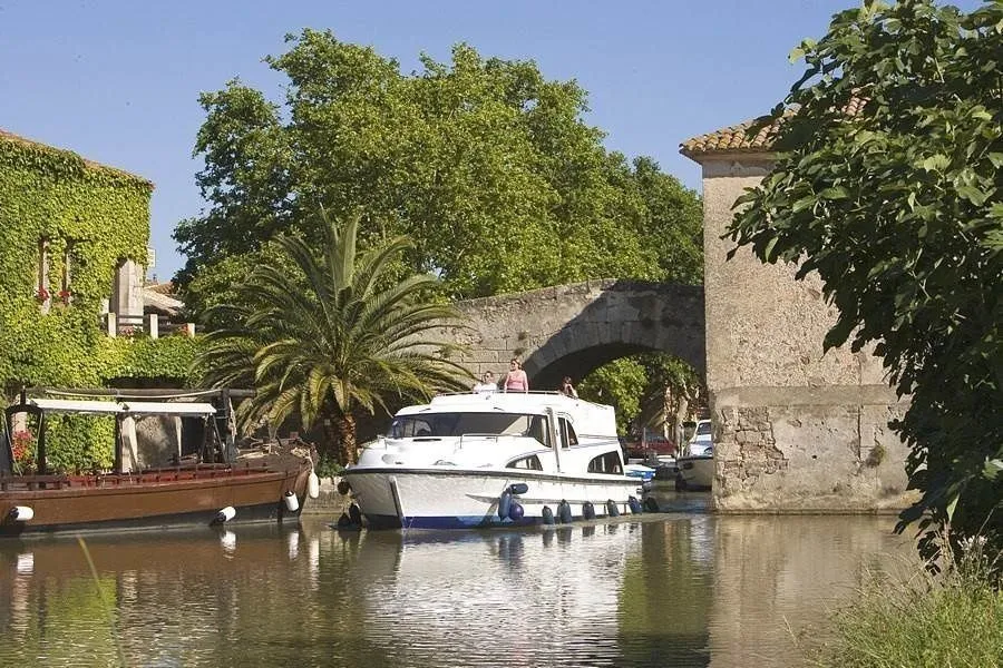 CPF Aquitaine 2 Charter Boat
