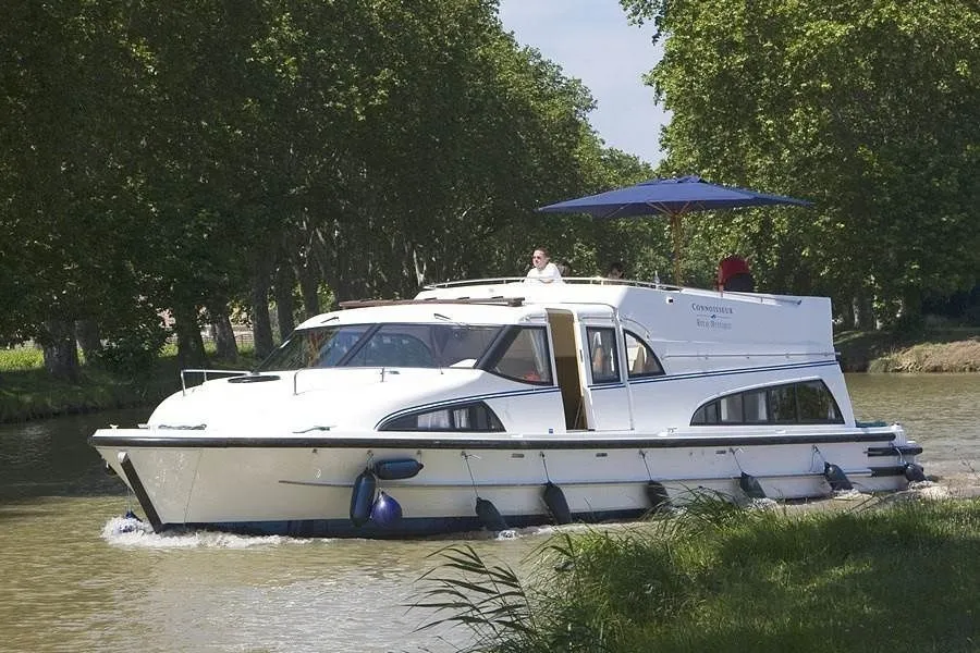 Rent a 13.25m House Boat in Wolfsbruch