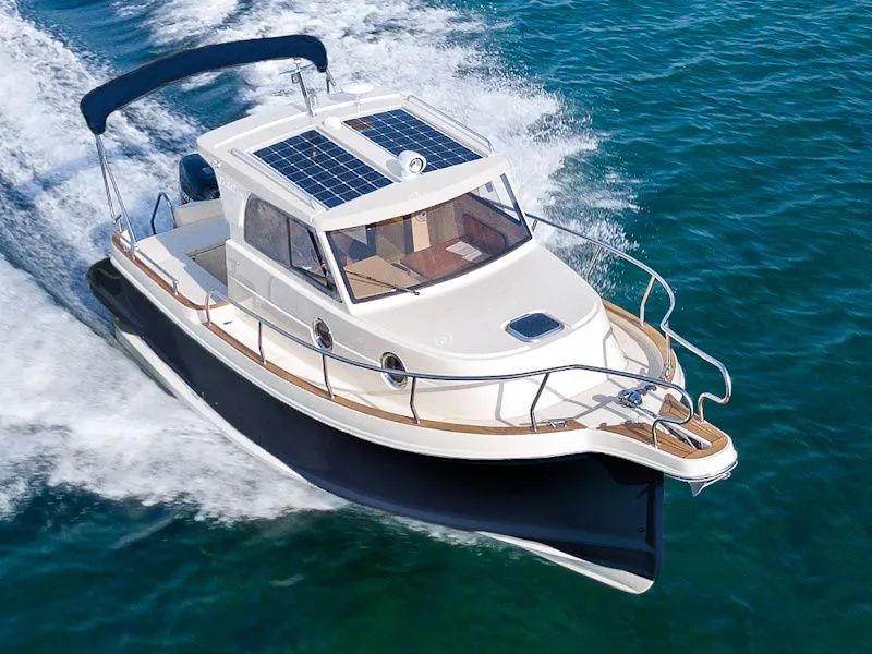 7.2m Pula Boat Hire