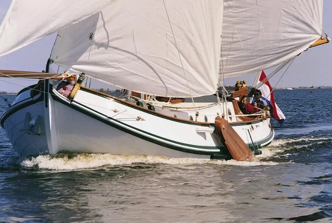 Rent a 11m Sailing Yacht in Heeg