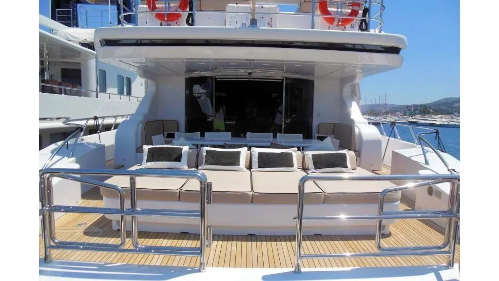 White Pearl Charter Boat