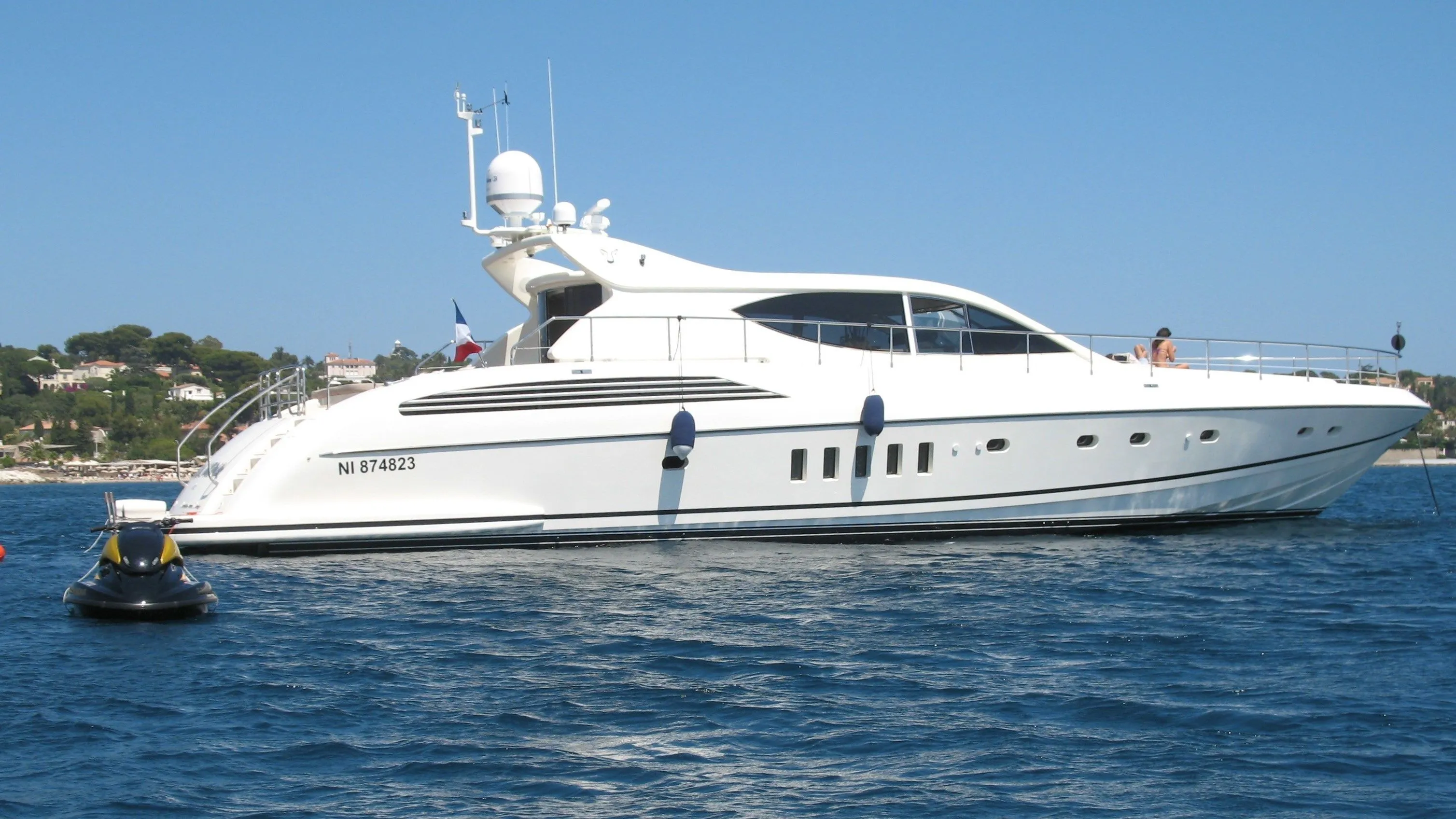 24m Frejus 3 Cabin Motor Yacht Hire