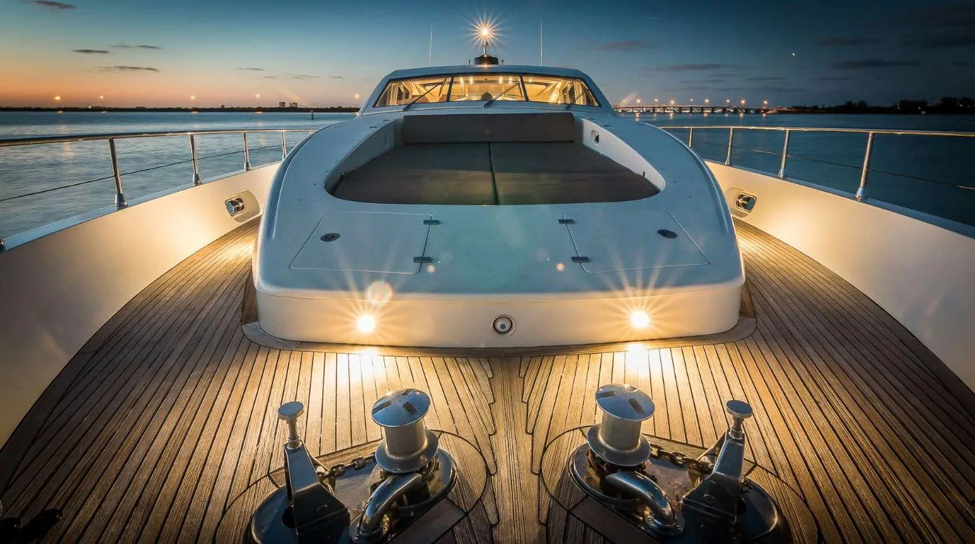 27m Koh Kaew 3 Cabin Motor Yacht Hire