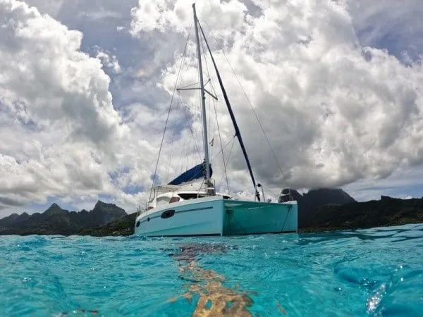 Boot - Rent a 11.43m Leopard 39 Catamaran in Papeete