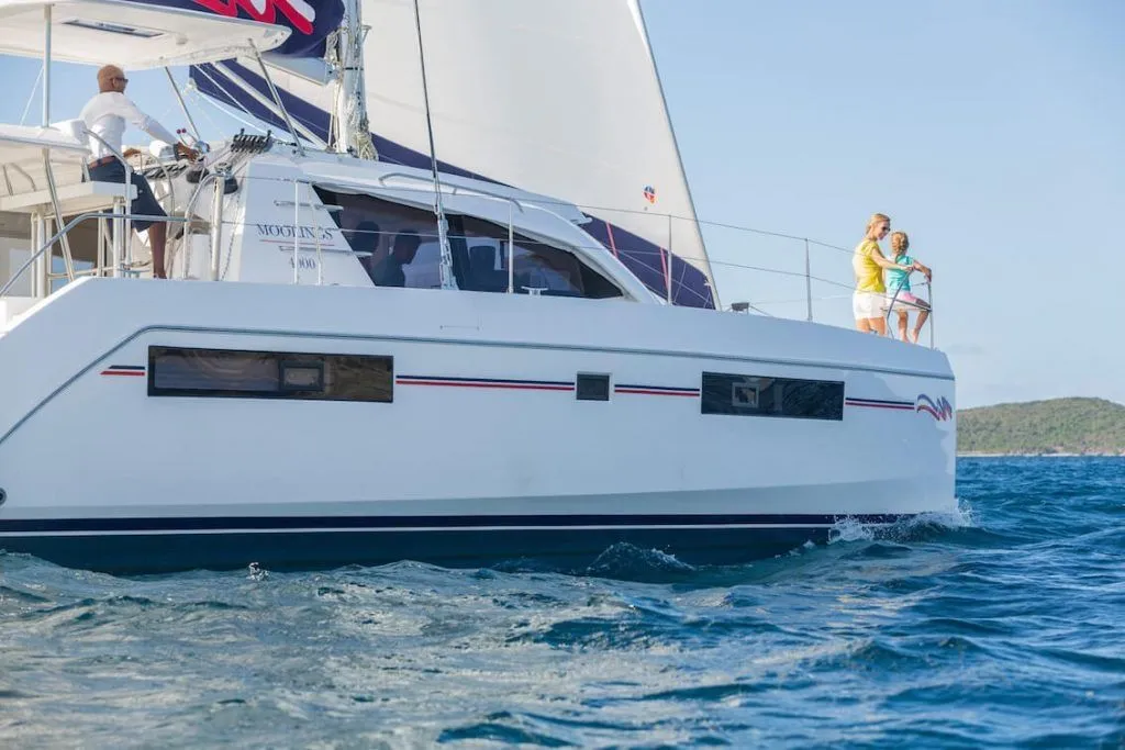 Explore Rodney Bay Village on a 11.99m Rental Boat