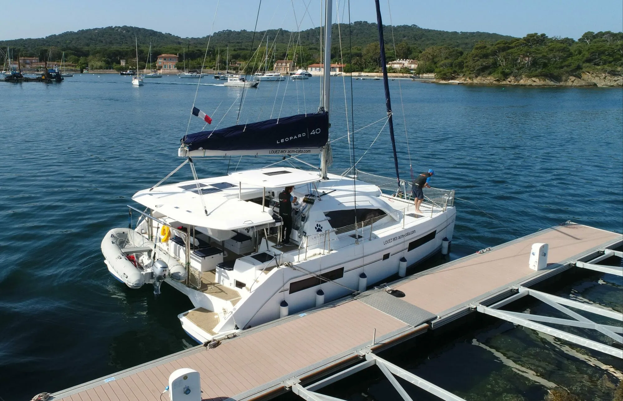 11.97m Hyeres Leopard 40 Catamaran Hire