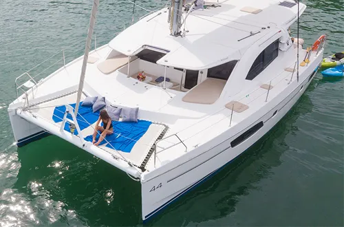 Explore Philipsburg on a 12.98m Rental Leopard 44