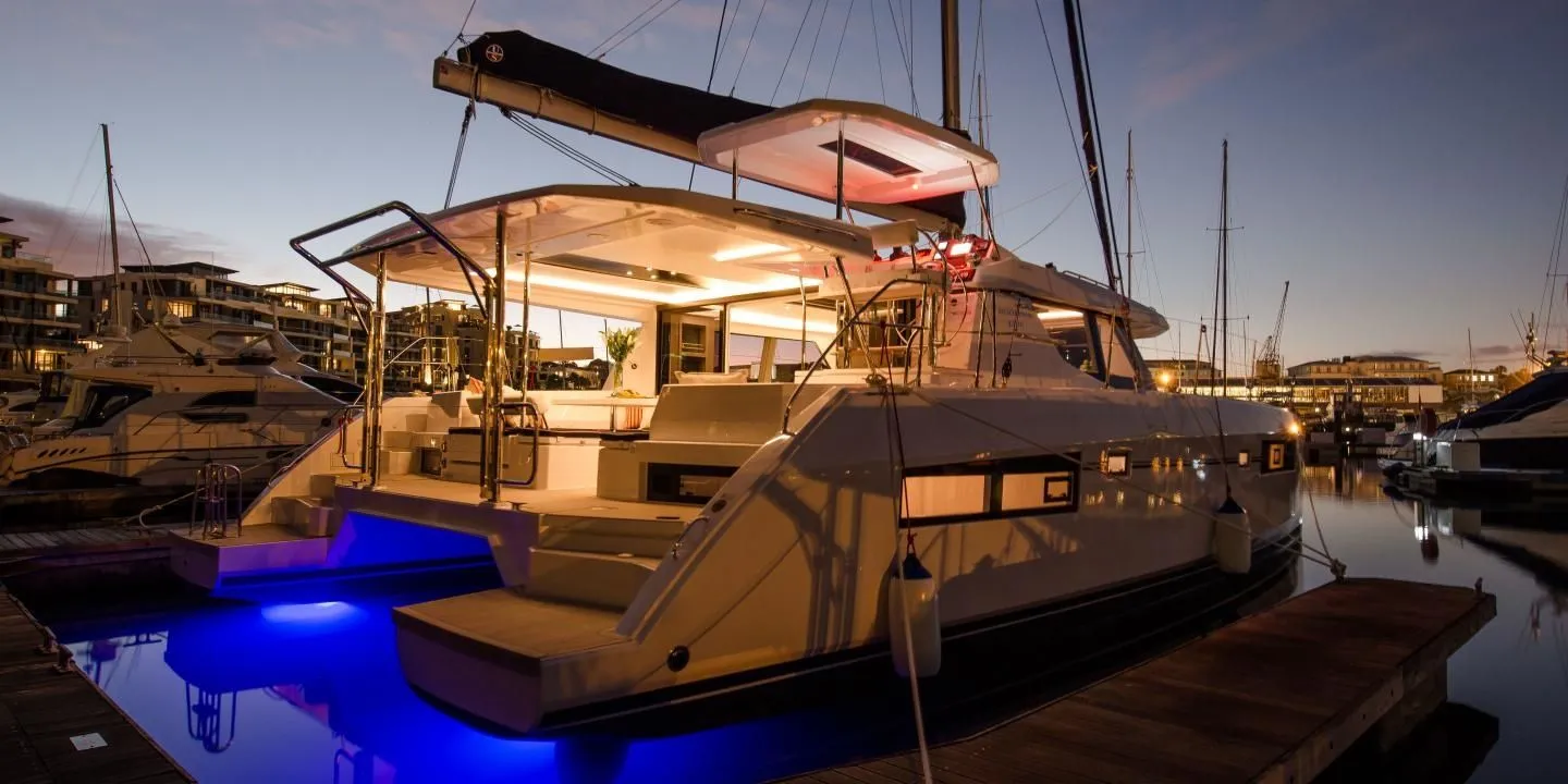 Rent a 13.72m Boat in Oyster Pond