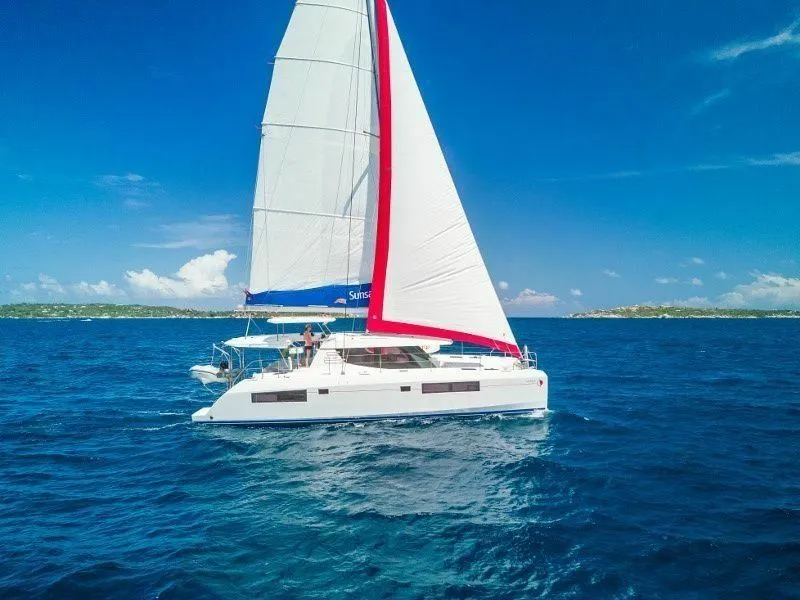 13.72m Pa Klok 5 Cabin Catamaran Hire