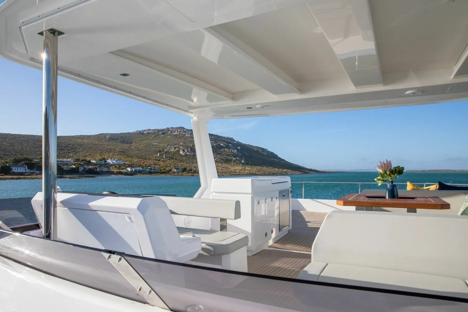 14.06m Palm Cay Power Catamaran Hire
