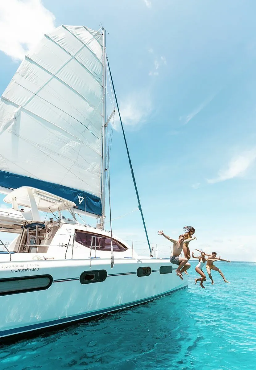 Myra Charterboot - 5