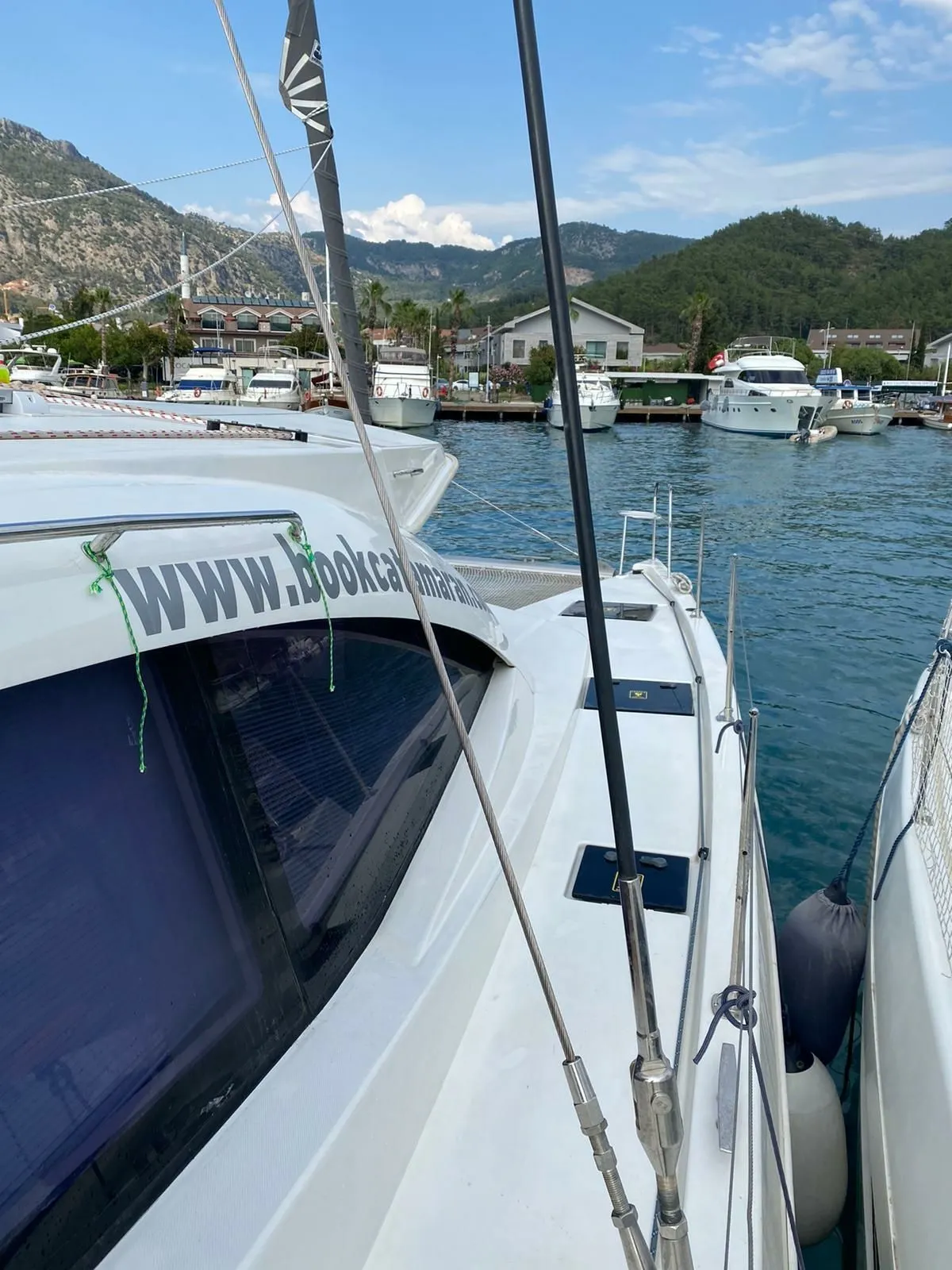 Charter a 14.75m Leopard 48 Catamaran in Göcek