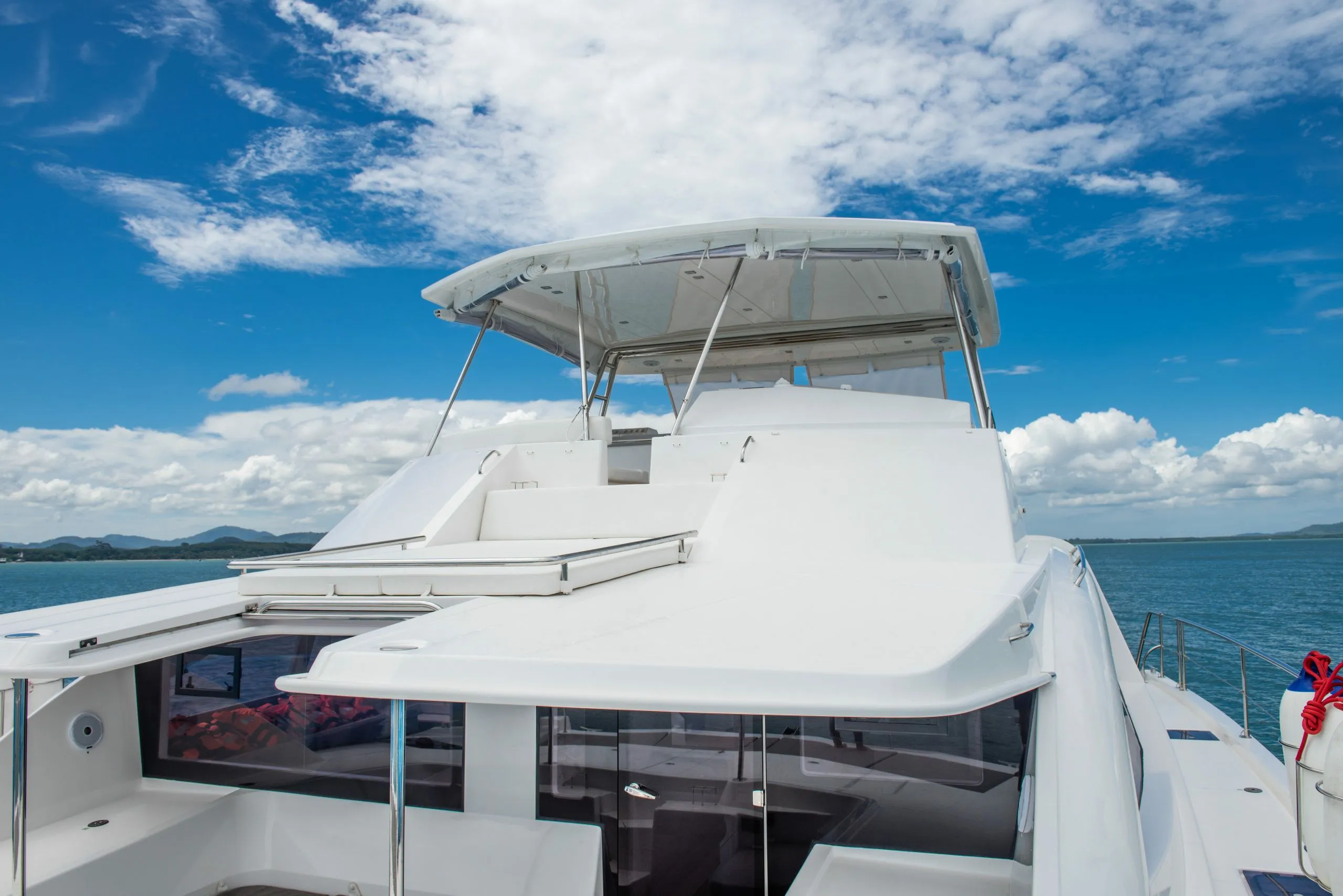 Rent a 15.55m Power Catamaran in Pa Klok