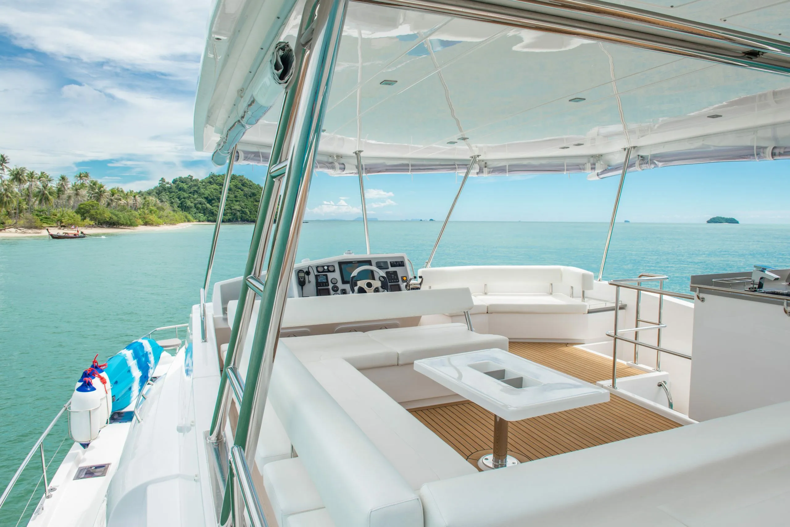 Rent a 15.55m Power Catamaran in Pa Klok