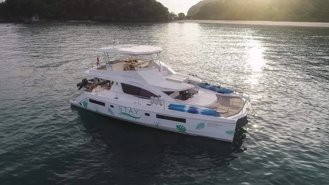 Stay Charter Boat